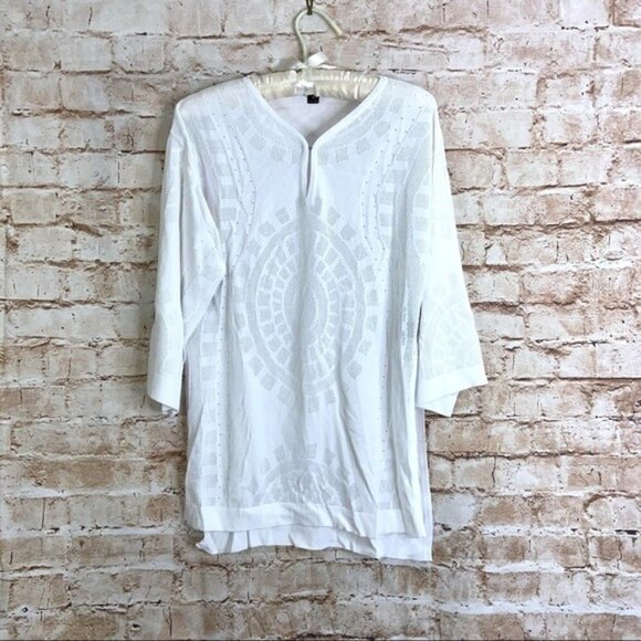 Carlisle Collection White Eyelet Tunic Top Size Small - Picture 1 of 8